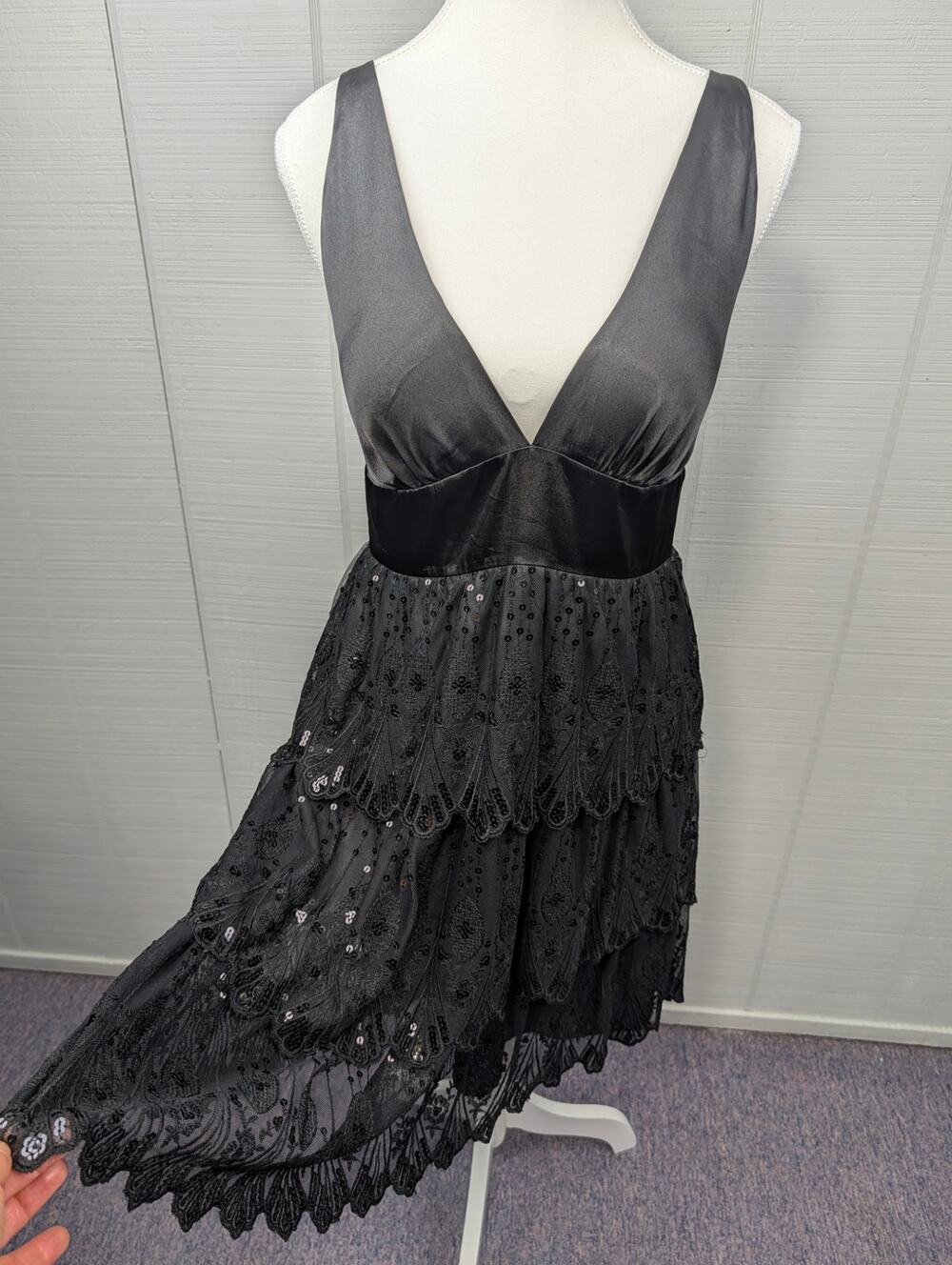 Guess Black Satin Sequins Dress Jr Sz 7 Deep V-Neck Tiered Lace Whimsigoth Fairy